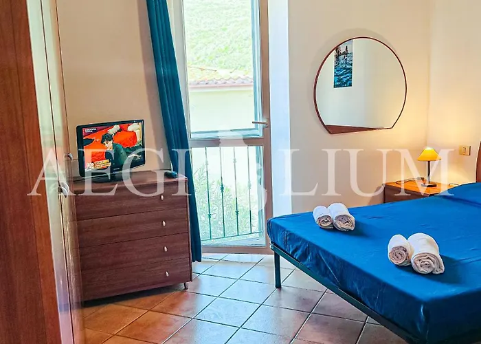 Apartment Lucia Giglio Campese